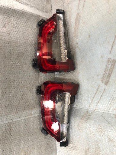 LAMPA FAR ZADNJI LIJEVA STRANA DESNA BMW I3 NR.00