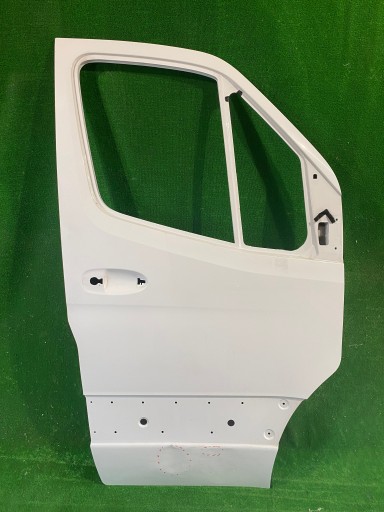 VRATA DESNA  PREDNJA STRANA MERCEDES SPRINTER W910 W907 NR.116