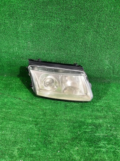 FAR DESNA STRANA VW PASSAT B5 XENON