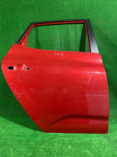 VRATA ZADNJA DESNA KIA VENGA NR.1742