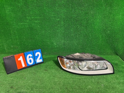 FAR DESNA STRANA VOLVO V50 S40 REDIZAJN NR:162