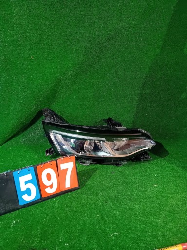 FAR DESNA STRANA PREDNJA RENAULT TALISMAN LEČA LED 15-