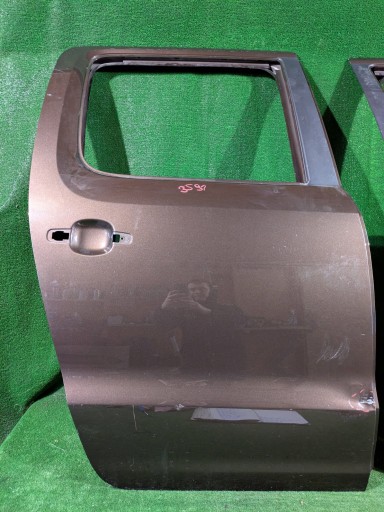 VRATA ZADNJA DESNA STRANA ZADNJI VW AMAROK 2HH 09- NR.3591