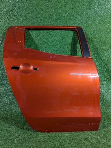 VRATA ZADNJA DESNA STRANA ZADNJI MITSUBISHI L200 15- NR.3901