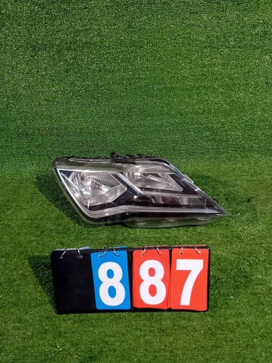 FAR DESNA STRANA PREDNJA SEAT TOLEDO IV 13- OBIČNA NR.897