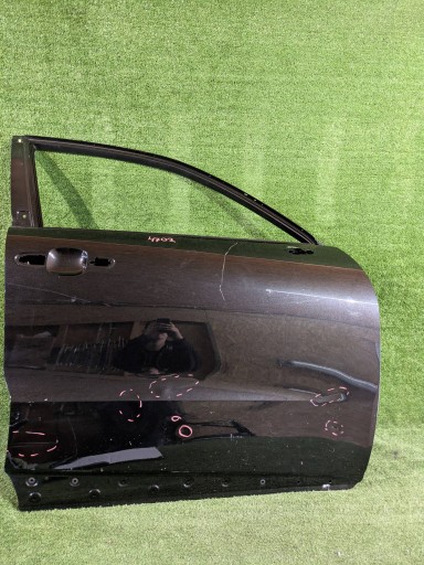 VRATA PREDNJA STRANA DESNA  LEXUS LBX 24- NR.D4702