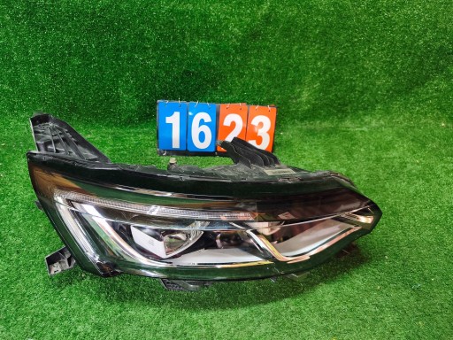 FAR DESNA STRANA PREDNJA RENAULT TALISMAN 15- FULL LED NR.R1623
