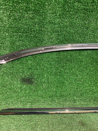 OBLOGA KROM PROZOR DESNE ZADNJE LEXUS LS IV REDIZAJN