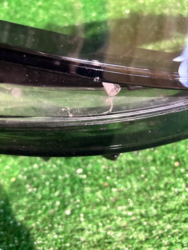 STAKLO FARA DESNA STRANA LEXUS LS 18-