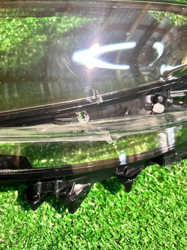 STAKLO FARA LIJEVA STRANA LEXUS LS 18-