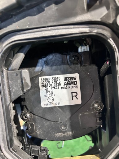 FAR DESNA STRANA LEXUS RX III XENON FAR DESNA STRANA LEXUS RX III XENON