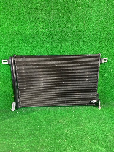 HLADNJAK KLIMATIZACIJE KONDEZATOR BENTLEY CAYENNE NR.212