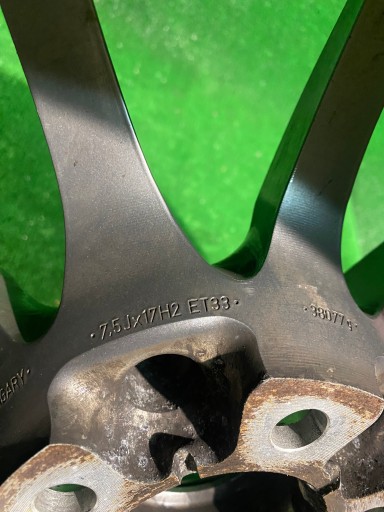 ALUMINIJSKA FELGA ALFA ROMEO 17” 7,5 ET33 NR.F047