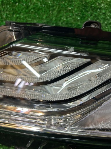 FAR LIJEVA STRANA TOYOTA CAMRY VIII FULL LED