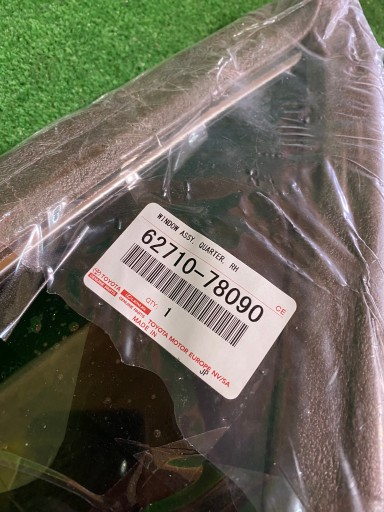 STAKLO BOČNI TROKUT DESNA STRANA LEXUS NX NX250 STAKLO BOČNI TROKUT DESNA STRANA LEXUS NX NX250
