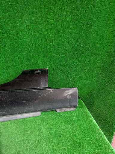 LAJSNA PRAGA DESNA STRANA BENTLEY CONTINENTAL GT NR.068