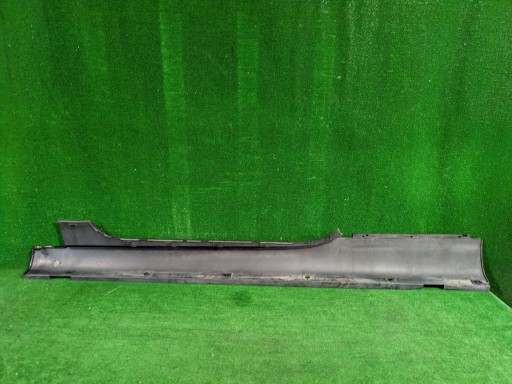 LAJSNA PRAGA DESNA STRANA BENTLEY CONTINENTAL GT NR.068