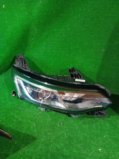 FAR DESNA STRANA PREDNJA RENAULT TALISMAN LEČA LED 15-