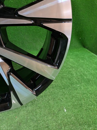 ALUMINIJSKA FELGA LEXUS NX 18 ALUMINIJSKA FELGA LEXUS NX 18