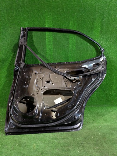 VRATA ZADNJA DESNA STRANA ZADNJI TOYOTA CAMRY VIII NR.3702