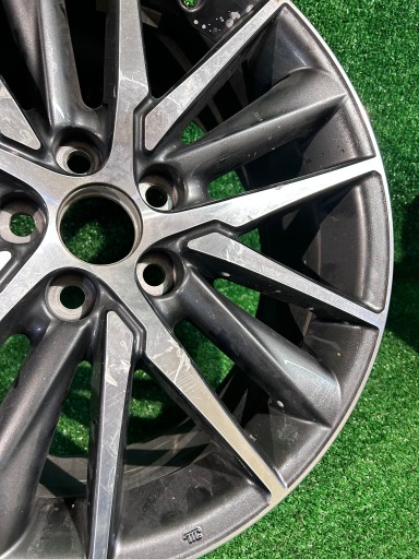 ALUMINIJSKA FELGA TOYOTA CAMRY LEXUS 18” 8J ET50 NR.002