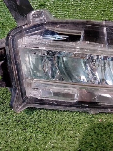 DRL MAGLENKA DESNA STRANA PREDNJA LEXUS NX 200 300 REDIZAJN LED NR.109