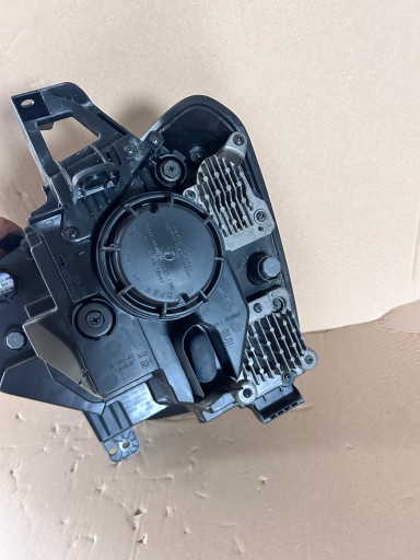 FAR DESNA STRANA KIA NIRO II FULL LED KOMPLETNA NR.R044