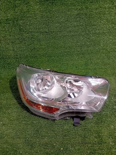 FAR DESNA STRANA PREDNJA CITROEN C4 II DS4 10- NR.975