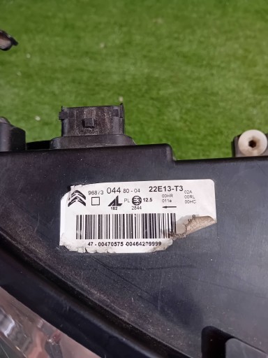 FAR DESNA STRANA PREDNJA CITROEN C4 II DS4 10- NR.975