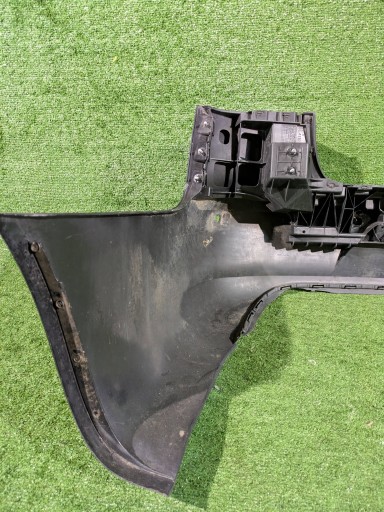 BRANIK ZADNJI SEAT EXEO LIMUZINA / SEDAN NR.8206