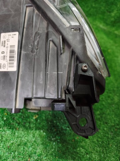 FAR DESNA STRANA PREDNJA TOYOTA PROACE CITY VERSO NR.1116