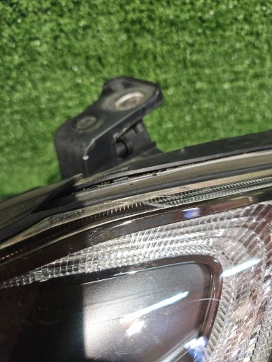 FAR LIJEVA STRANA PREDNJA HYUNDAI ELANTRA VI 15- LED NR.R1775