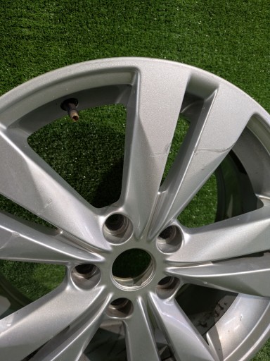 FELGA ALUMINIJSKA ALU RENAULT TALISMAN 17 FELGA ALUMINIJSKA ALU RENAULT TALISMAN 17