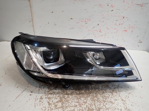 LAMPA FAR PREDNJI DESNI VW TOUAREG REDIZAJN 14- BI-XENON LED