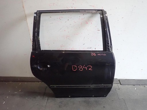 VRATA ZADNJI ZADNJA DESNA VW PASSAT B5 KARAVAN