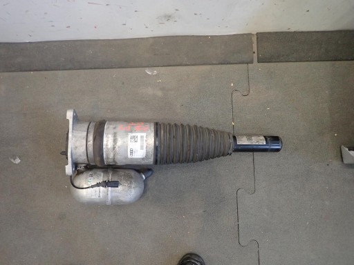 AMORTIZER DESNI ZADNJI AUDI A8 D5 2017- 4N0616002L