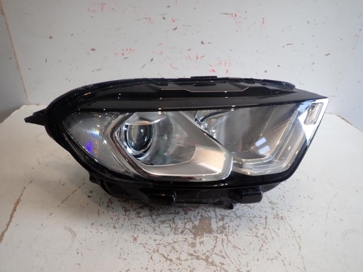 LAMPA FAR PREDNJI DESNI FORD ECOSPORT REDIZAJN 2017- XENON