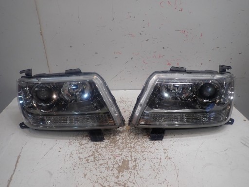 LAMPA FAR PREDNJI DESNI SUZUKI VITARA II 2005-2012