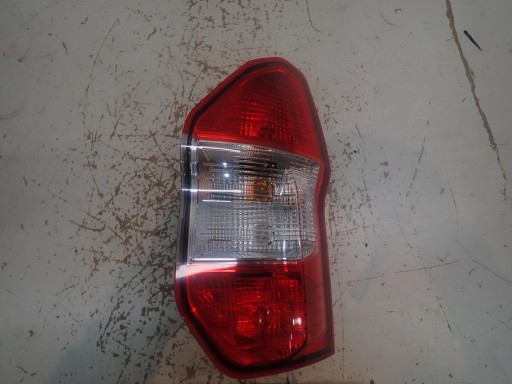 LAMPA FAR ZADNJI ZADNJA  DESNI FORD TOURNEO COURIER 2014-