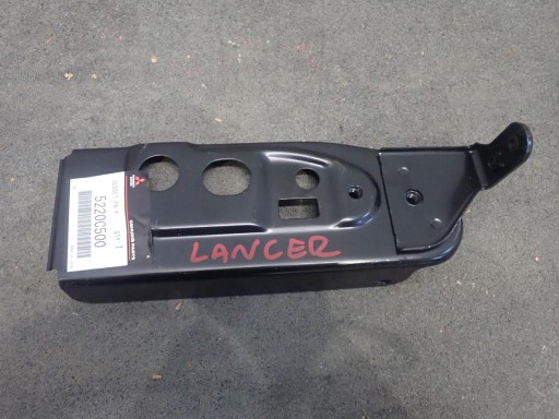 NOSAČ BLATOBRANA DESNI MITSUBISHI LANCER X 2008-