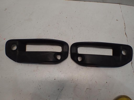 MREŽICA BRANIKA LIJEVI PREDNJI DODGE RAM 19-