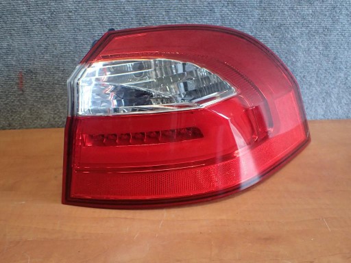 LAMPA FAR ZADNJI ZADNJA  DESNI KIA RIO 011-