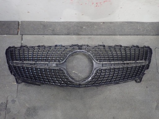 MASKA MERCEDES A-KLASA W176 REDIZAJN 2015- AMG A176