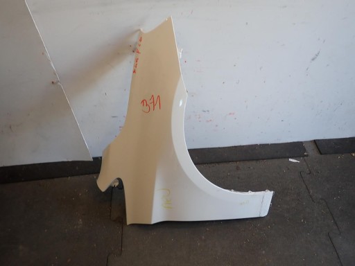 BLATOBRAN PREDNJI DESNI BMW 2 F45 F46 2014-