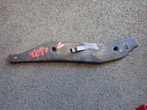 NOSAČ BRANIKA LIJEVI PREDNJI SKODA YETI 2009- 5L0807049A