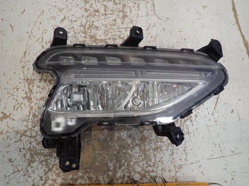 MAGLENKA DESNI HYUNDAI SANTA FE III REDIZAJN 2015- 92202-2W5