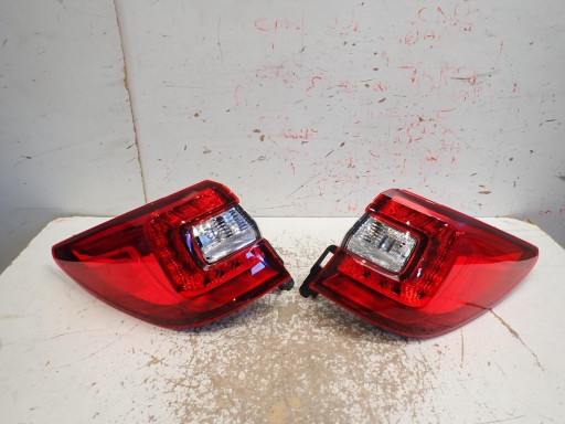 LAMPA FAR ZADNJI ZADNJA  DESNI SUBARU LEGACY OUTBACK REDIZAJN 2015- LED