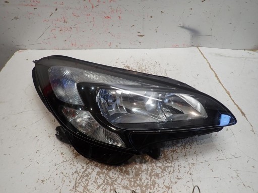 LAMPA FAR PREDNJI DESNI OPEL CORSA E 2014-
