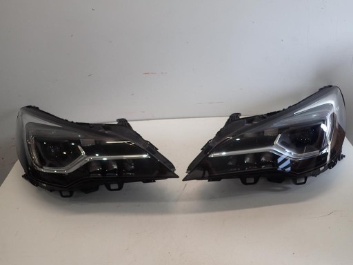 LAMPA FAR PREDNJI DESNI OPEL ASTRA K V 16- FULL LED