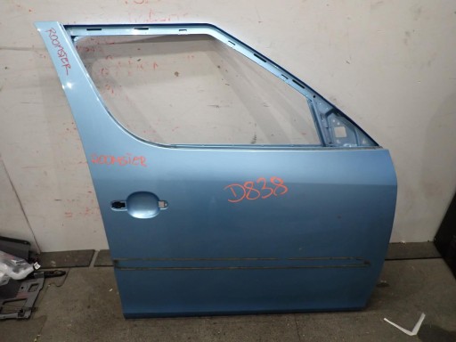 VRATA PREDNJI DESNA SKODA ROOMSTER 2007-
